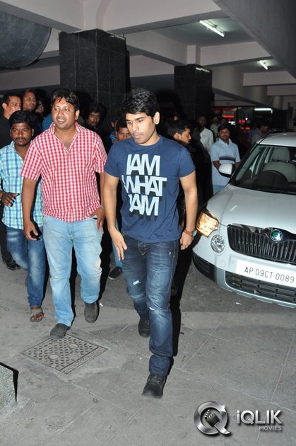 Kotha-Janta-Movie-Theatre-Coverage